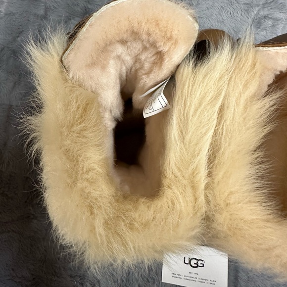 UGG Aya Boots - Brown - Size 6 - Brand New In Box - Waterproof - Picture 10 of 11